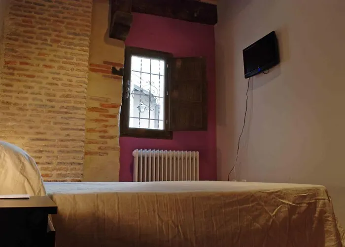 Natura Plaza Segovia