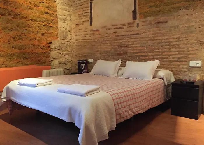 Konukevi Natura Plaza